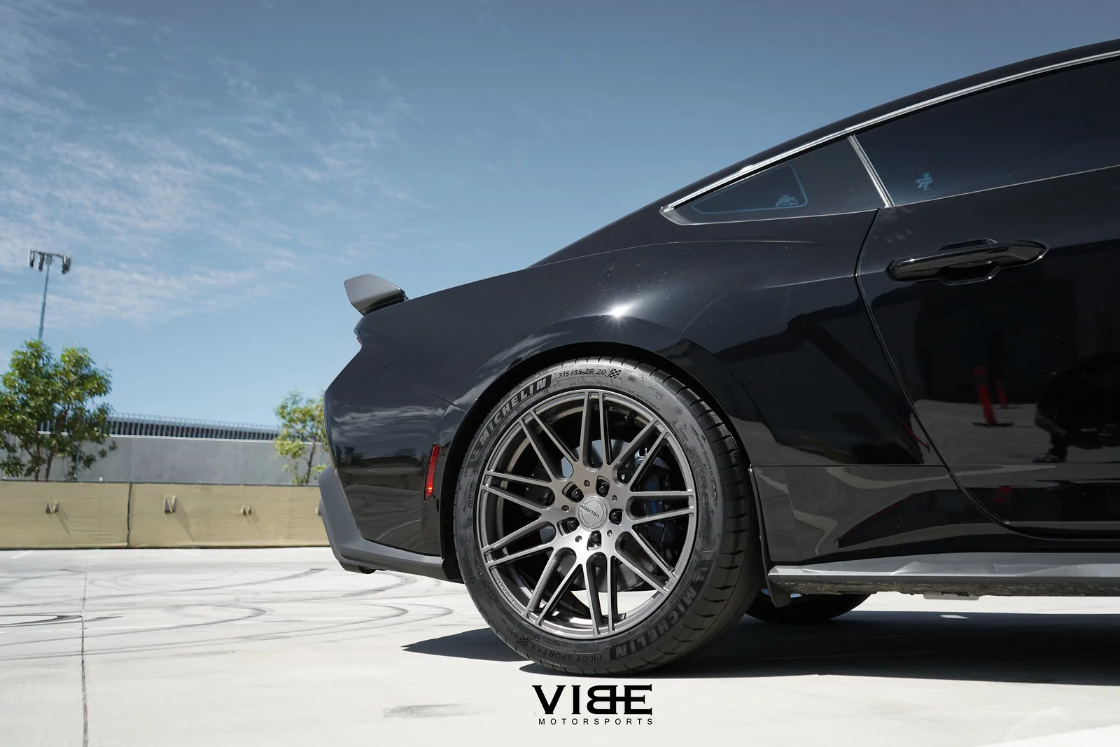 Velgen X Vibe DarkHorse-2.webp