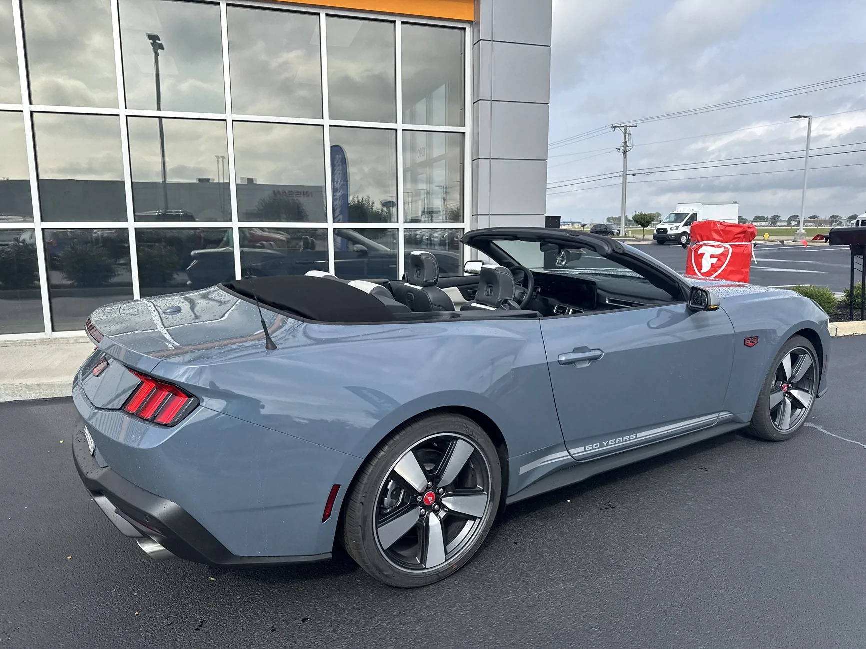 S650 Mustang What's going on with Vapor Blue colour?? Some doubts about the true tone b194321a4c324baf8604af75421cc448