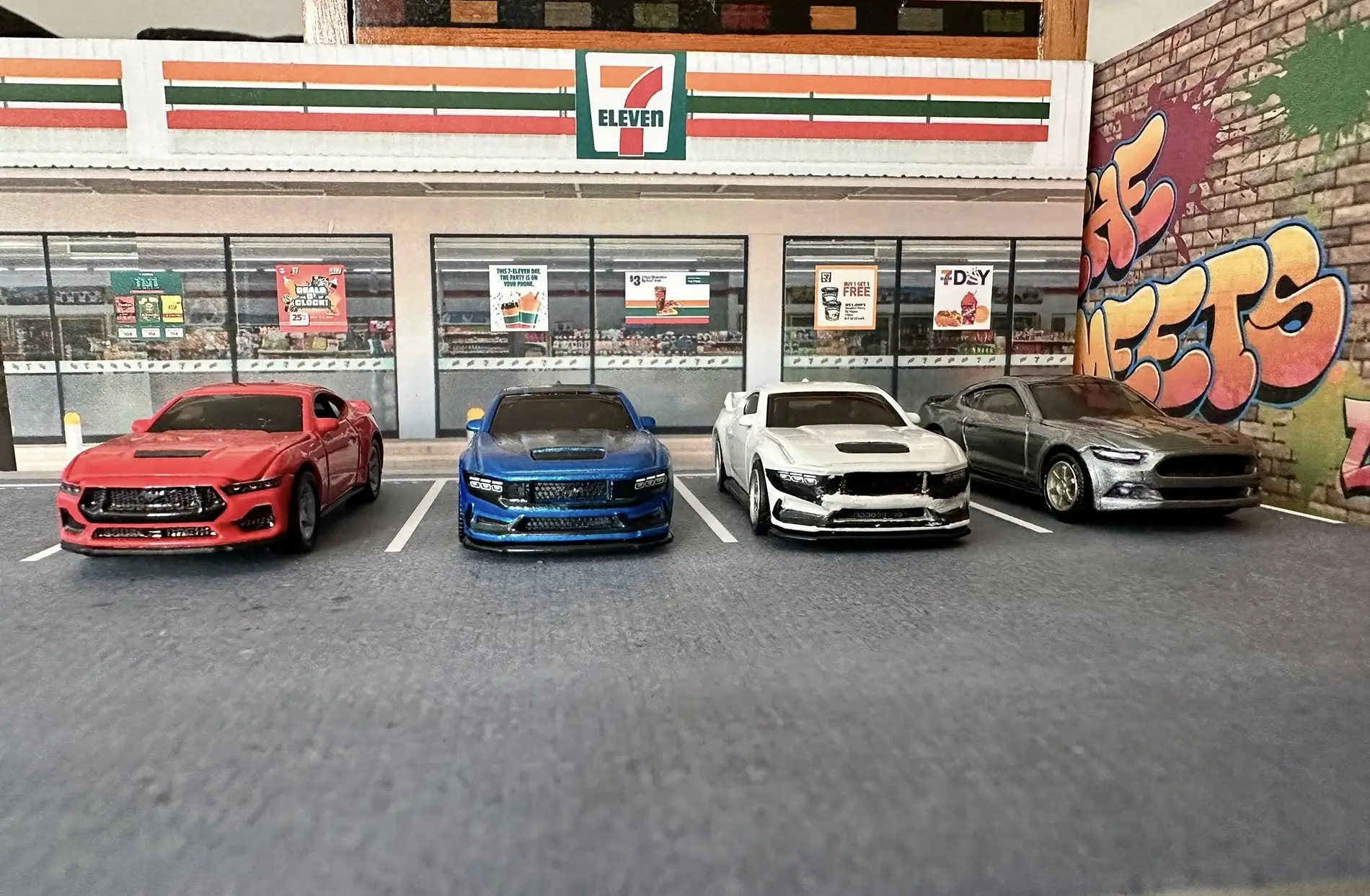 S650 Mustang First S650 2024 Ford Mustang Diecast! 1/18 Dark Horse in Carbonized Gray 1761446000590-92