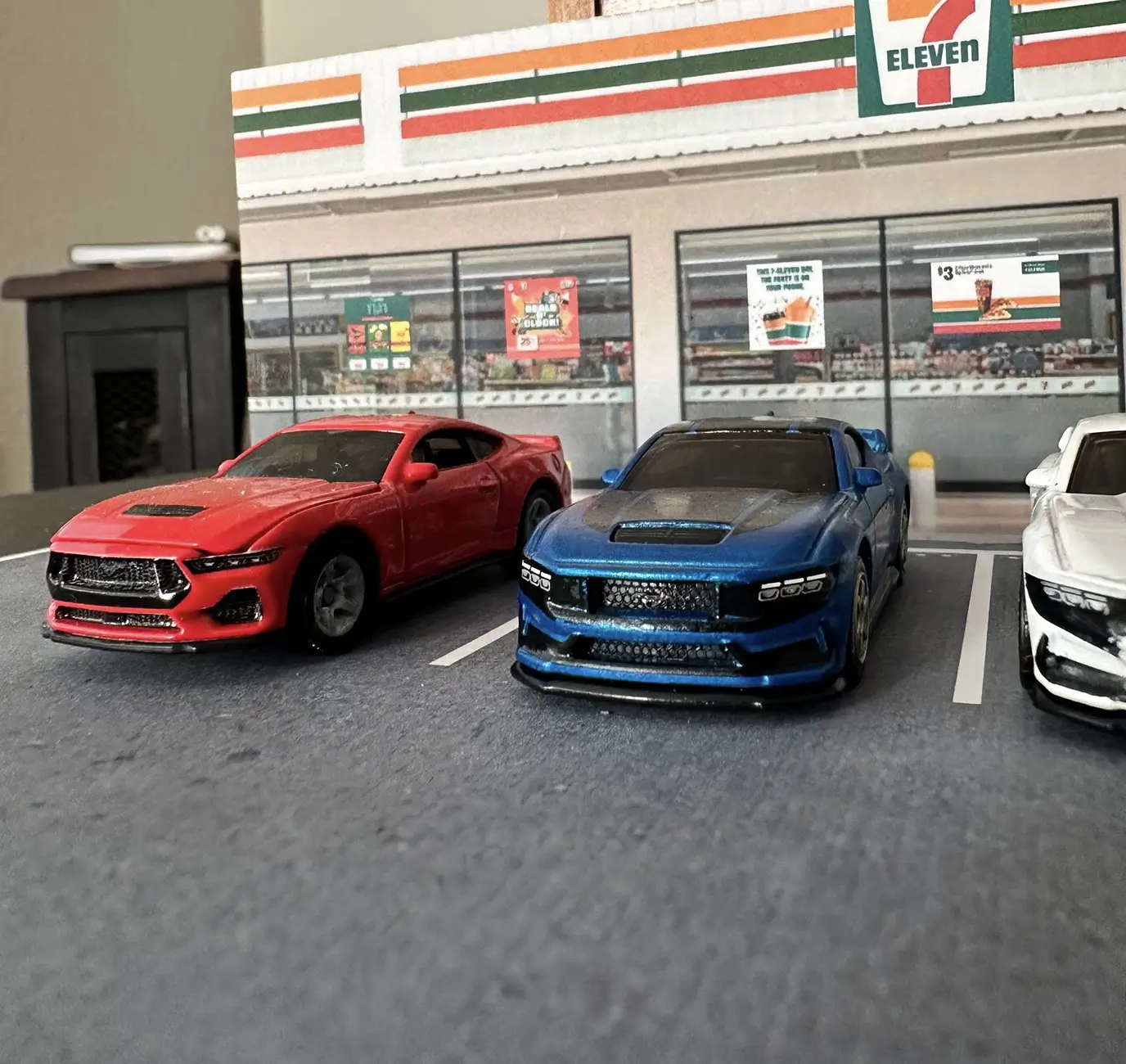 S650 Mustang First S650 2024 Ford Mustang Diecast! 1/18 Dark Horse in Carbonized Gray 1761446049816-ry