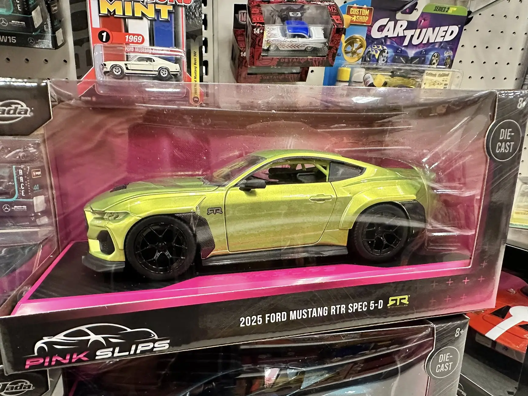 S650 Mustang First S650 2024 Ford Mustang Diecast! 1/18 Dark Horse in Carbonized Gray 1762376022361-bk