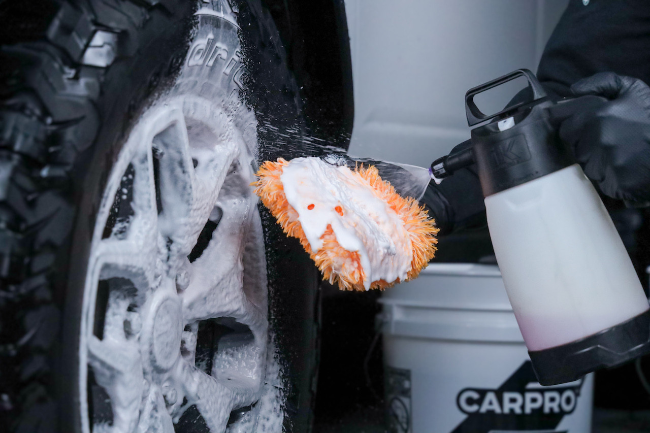 S650 Mustang Aussie S650 Paint protection and detailing thread fingerprint-Action-Shot2foam-30280