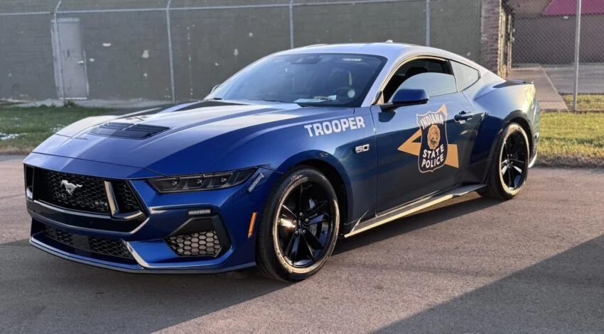 S650 Mustang Indiana State Police Mustang GT Fleet Reports For Duty Indiana-State-Police-Ford-Mustang-GT-Exterior-001-Front-Three-Quarters-850x471