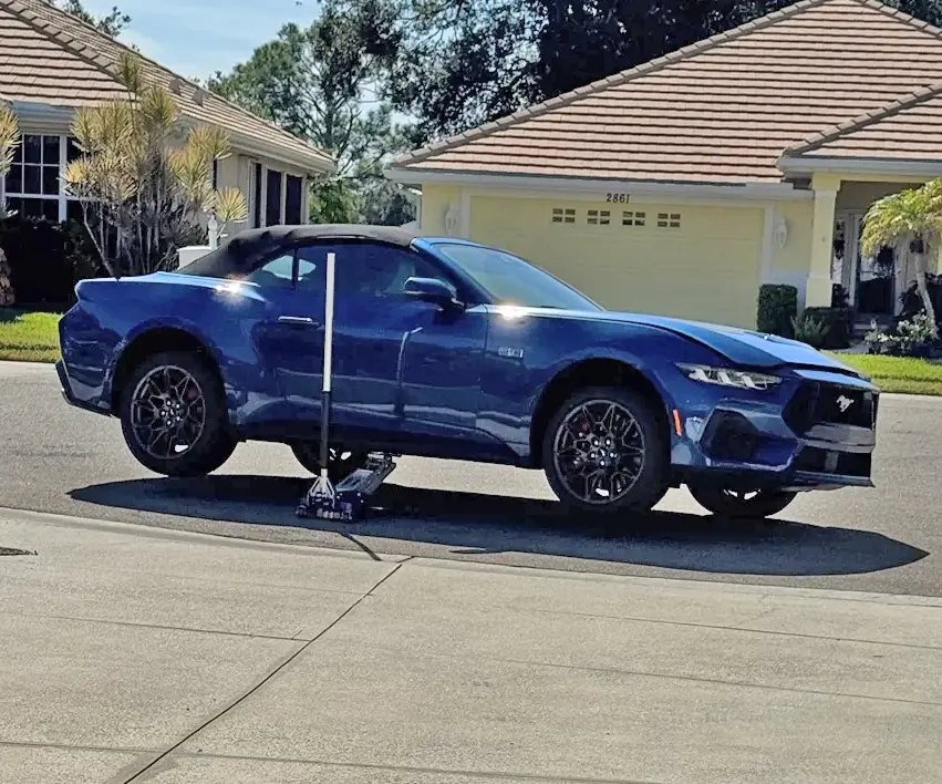 S650 Mustang First oil change for my GT at 1,620 miles - REMOTE AT MY HOME by Ford Mobile Service 589599-9baf9317d1d4bccf1cfed03925446d1d