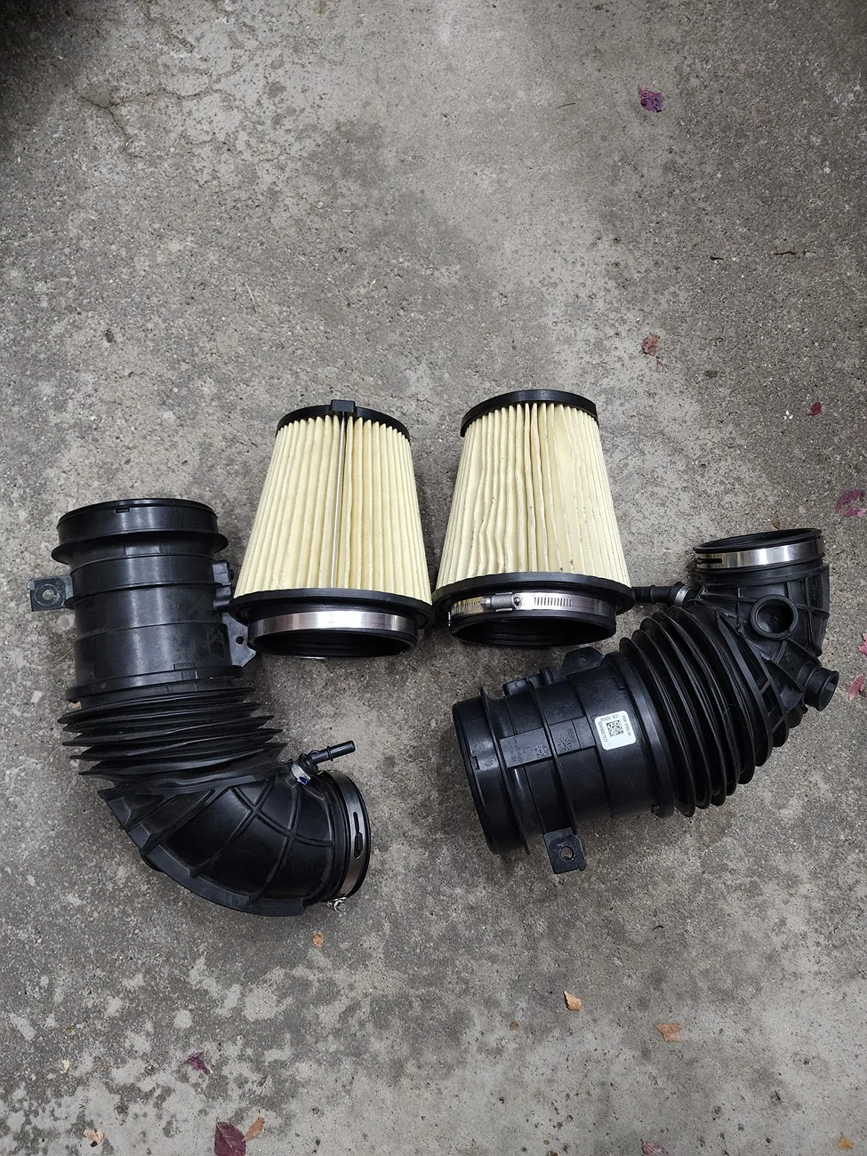 S650 Mustang GT filters, intake pipes w removed carbon traps 20251205_151531