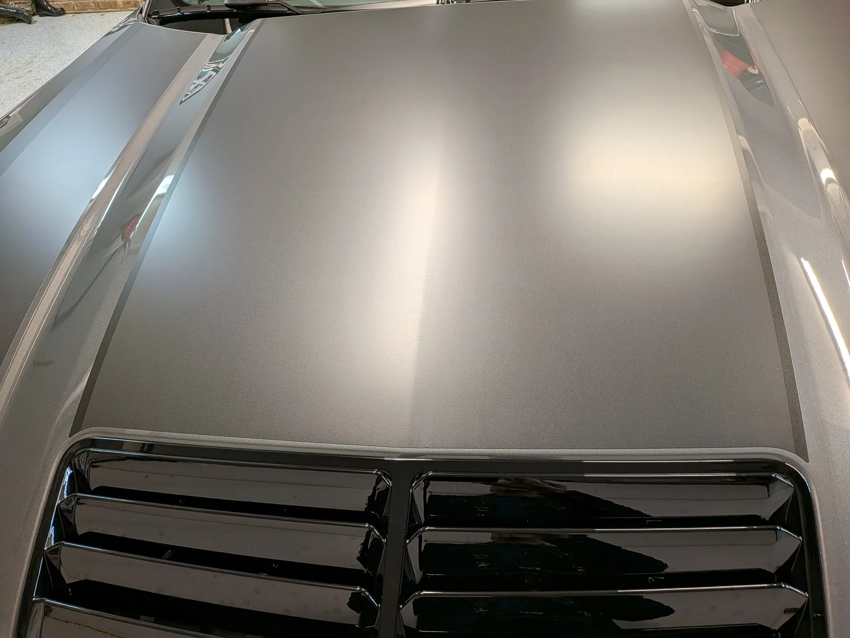 S650 Mustang Problem with the hood decal PXL_20251208_145319261