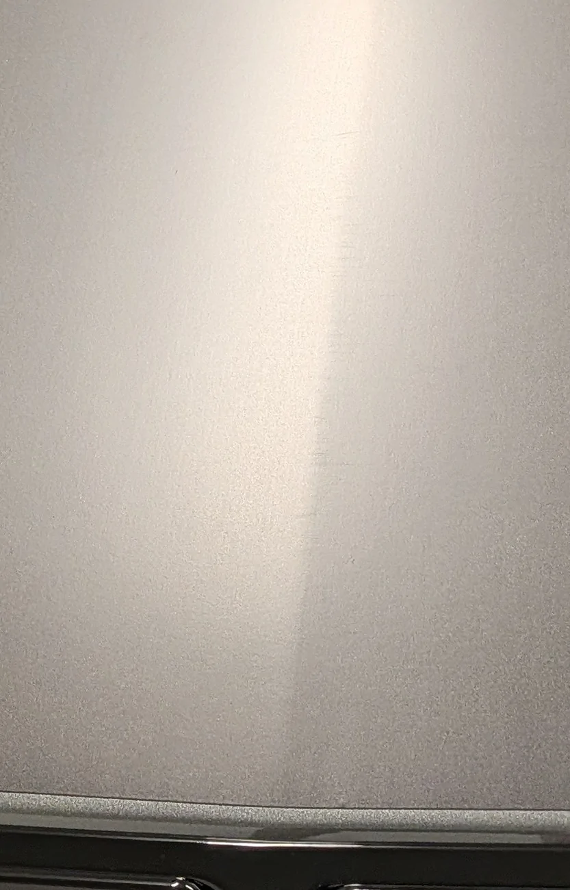 S650 Mustang Problem with the hood decal cro