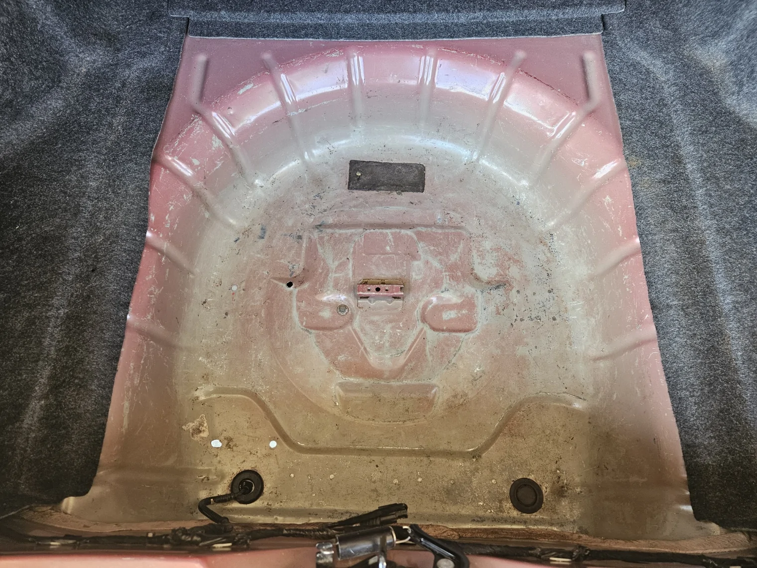 S650 Mustang Trunk Brackets for NOS Tank? 20251213_093417