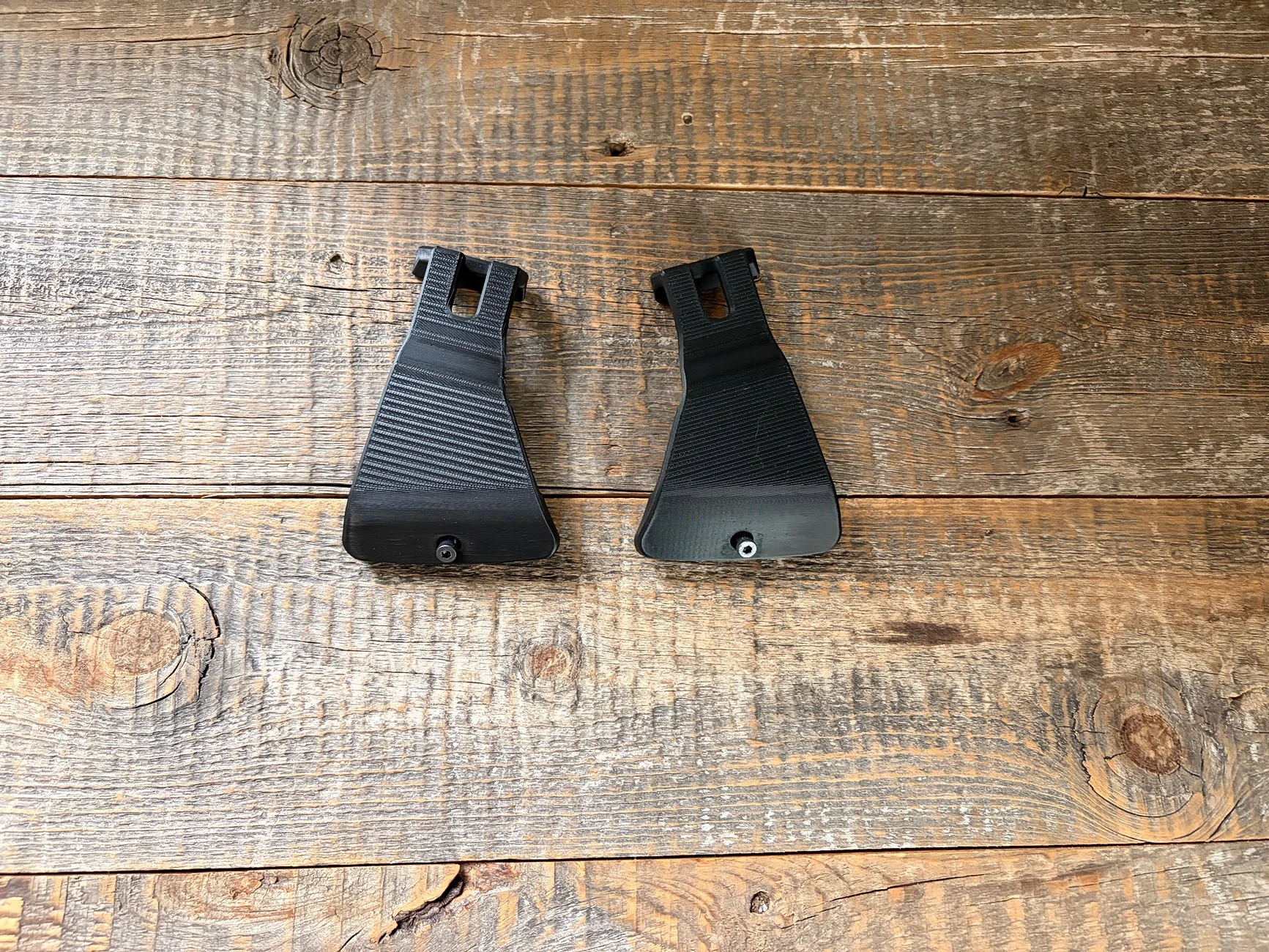 S650 Mustang Recaro seat belt guide hooks (pair) IMG_0173