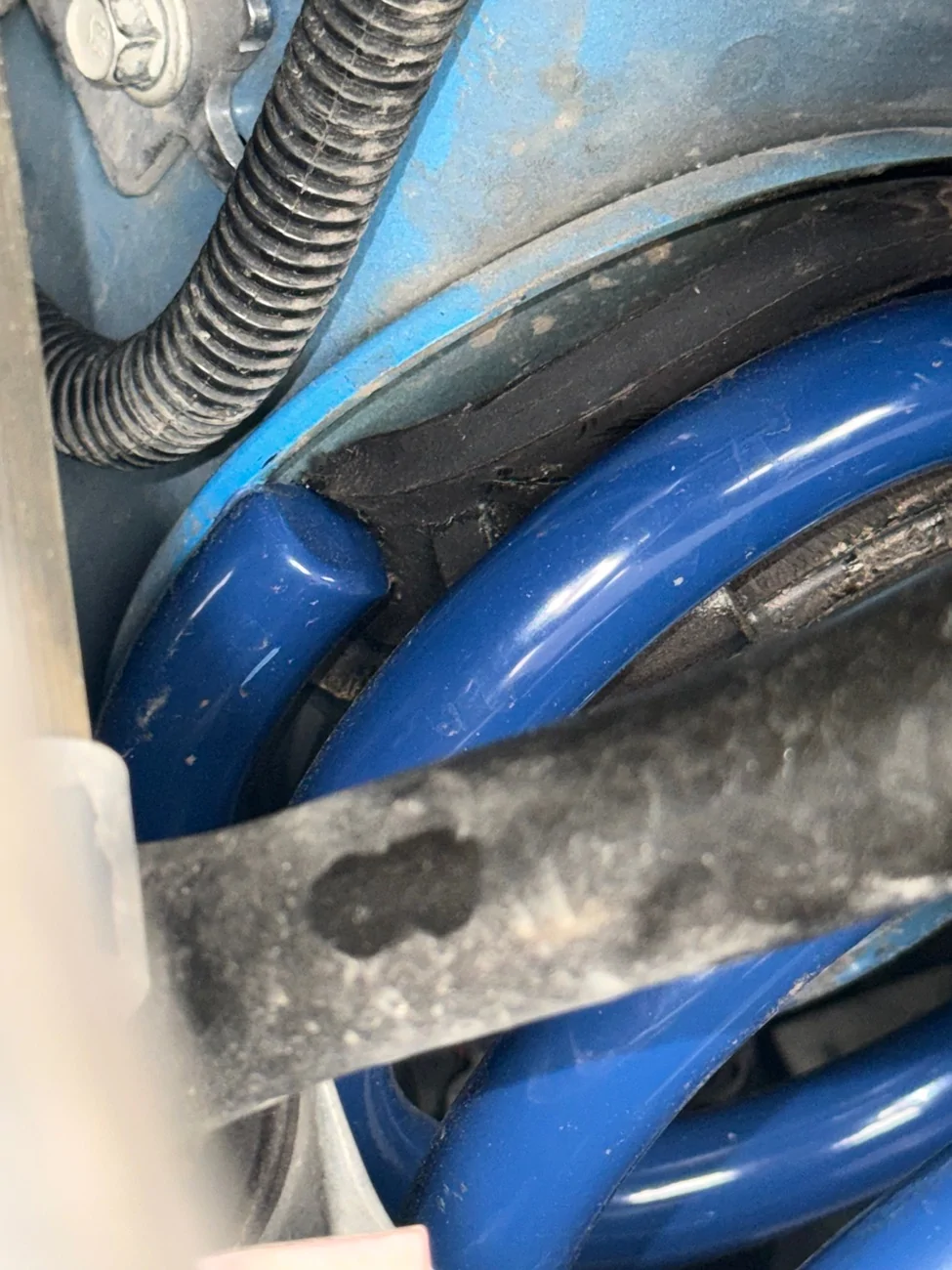 S650 Mustang Rear spring Isolator IMG_0894