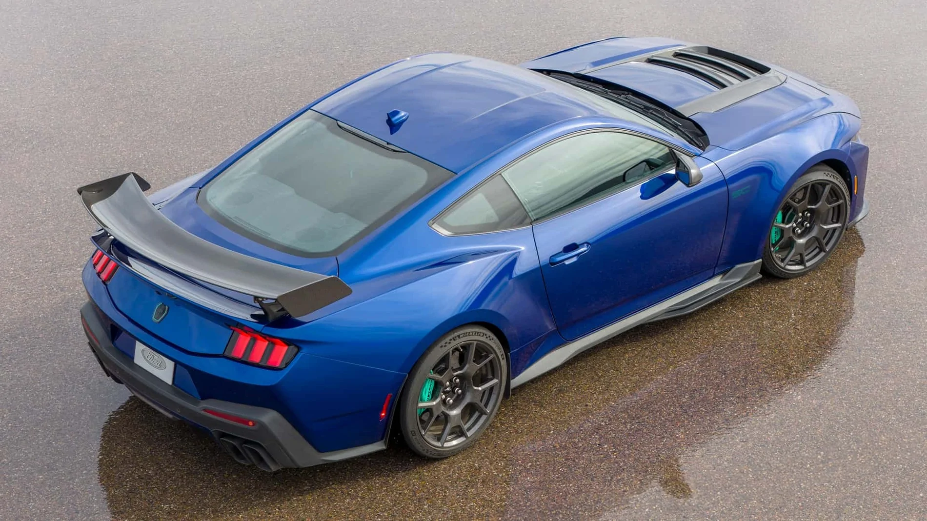 S650 Mustang 2026 Mustang Dark Horse SC - Official Specs, Photos, Videos 2026-ford-mustang-dark-horse-sc-track-pack-rear-3-4 (1)