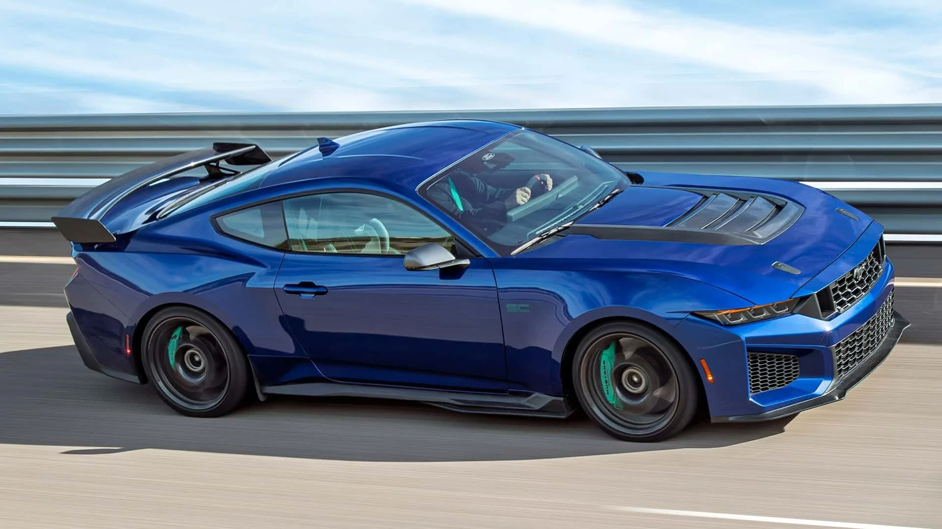 S650 Mustang 2026 Mustang Dark Horse SC - Official Specs, Photos, Videos 2026-ford-mustang-dark-horse-sc-track-pack-front-3-4 (4)