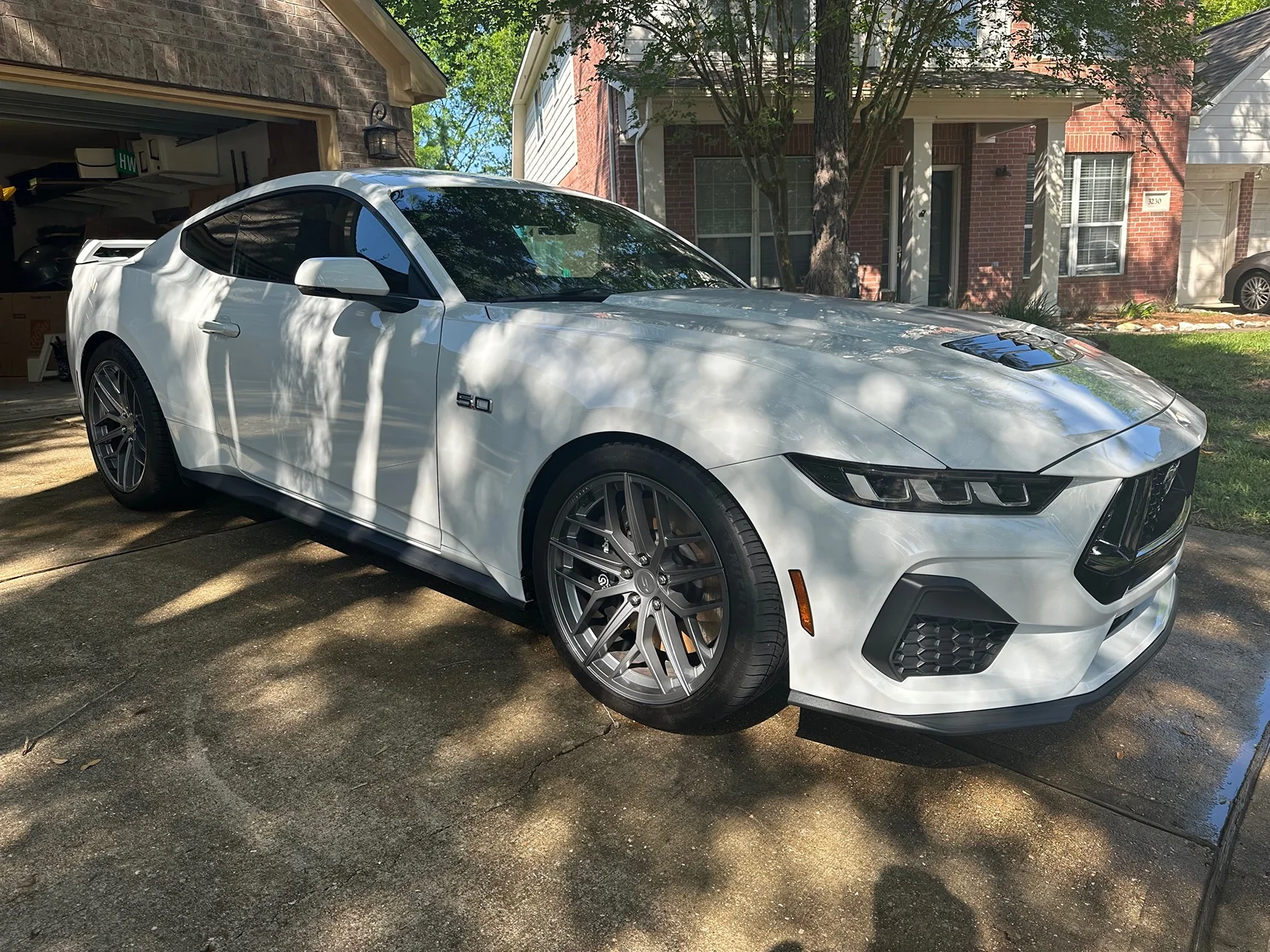 S650 Mustang 20's on stock magnaride suspension IMG_3724