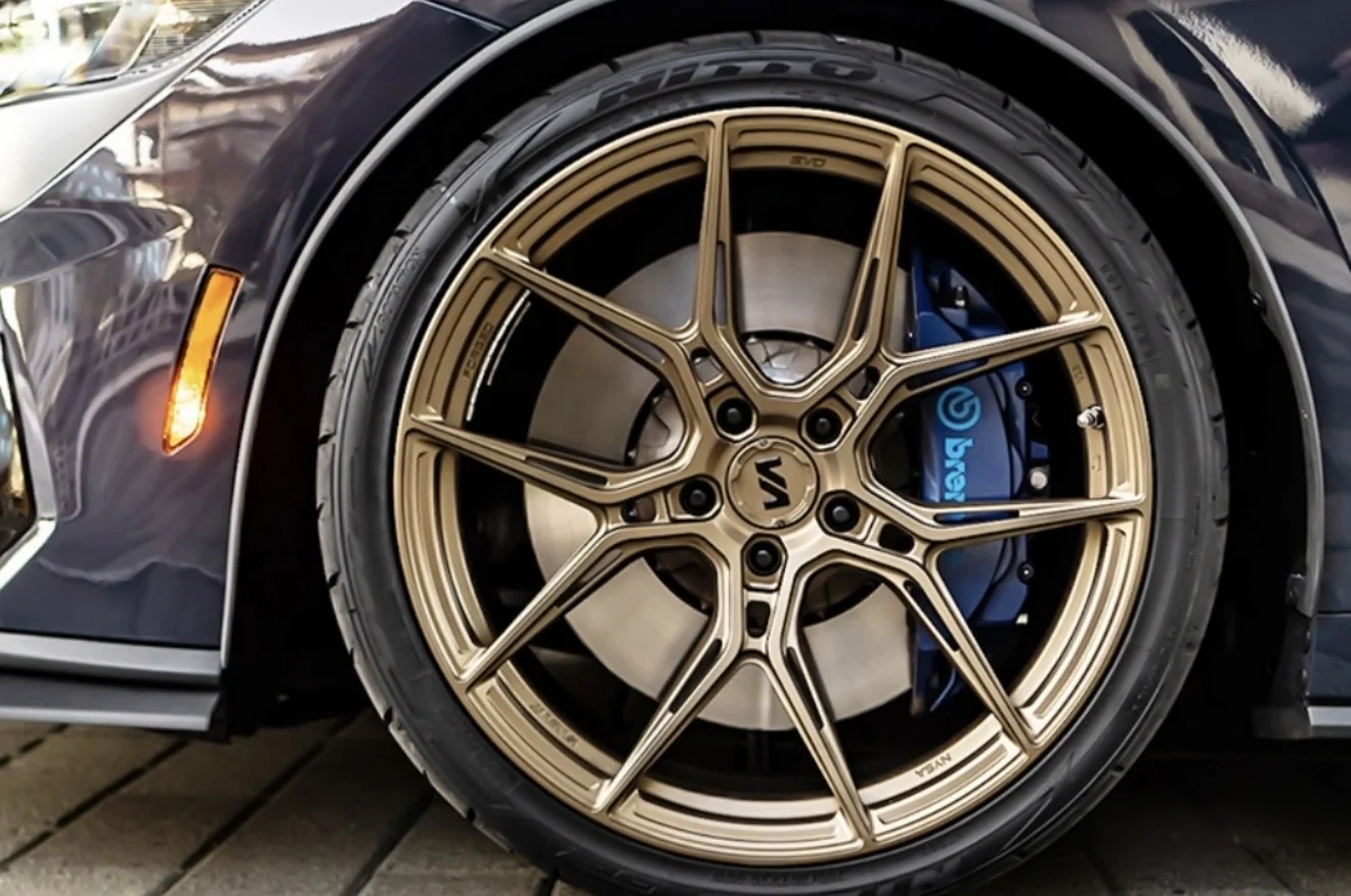 S650 Mustang Opinions on 20" wheels on Adriatic Blue Dark Horse (pictures added!) IMG_8243