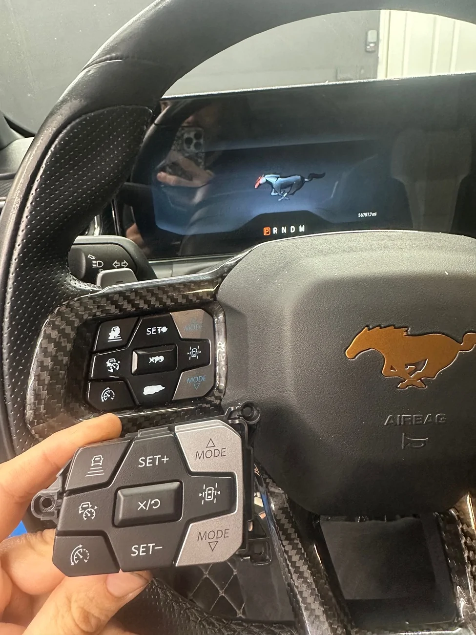 S650 Mustang S650 steering wheel button paint peeling IMG_8002