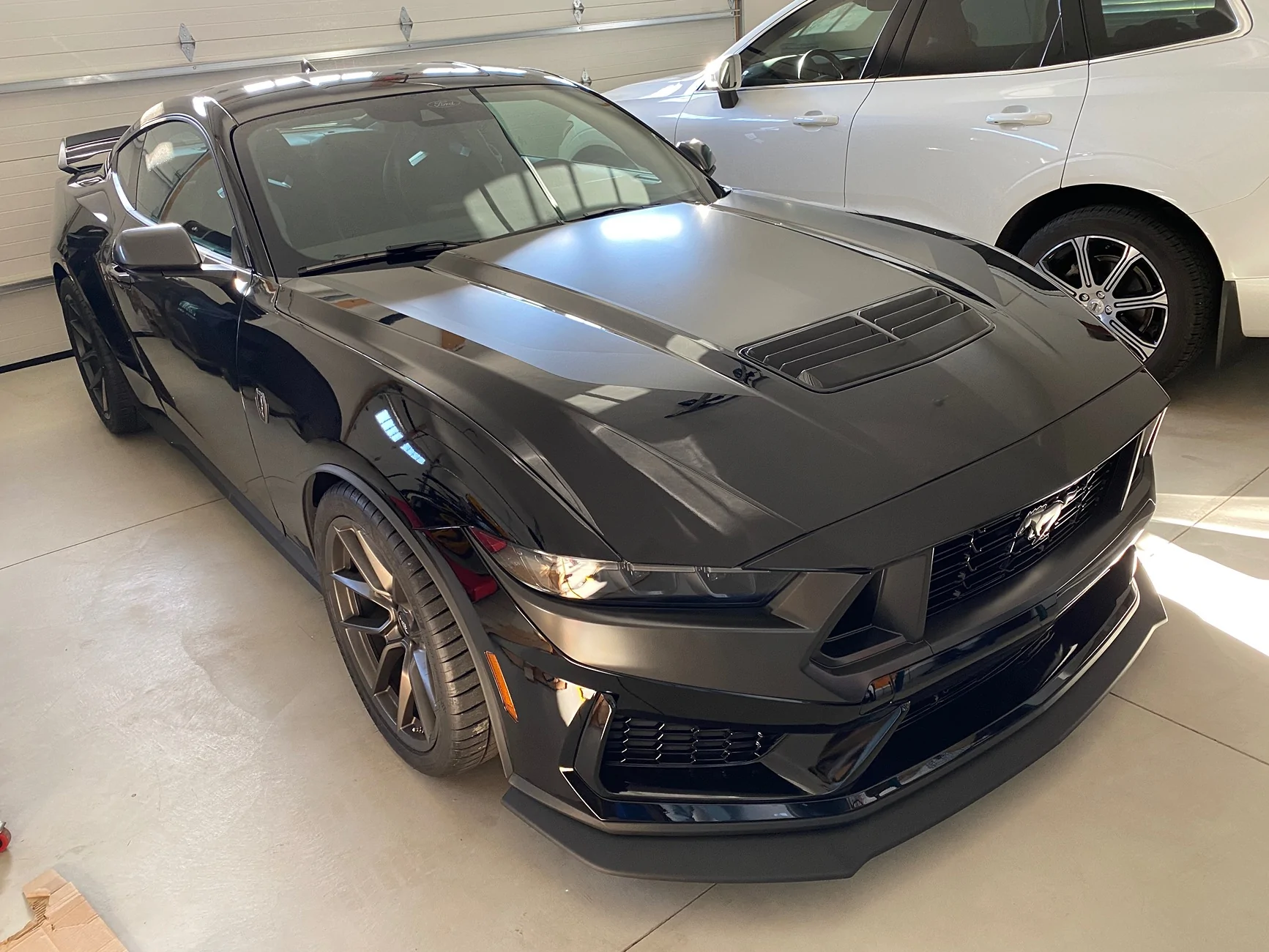 S650 Mustang Are there any pictures of a black S650 with the performance package? IMG_2710