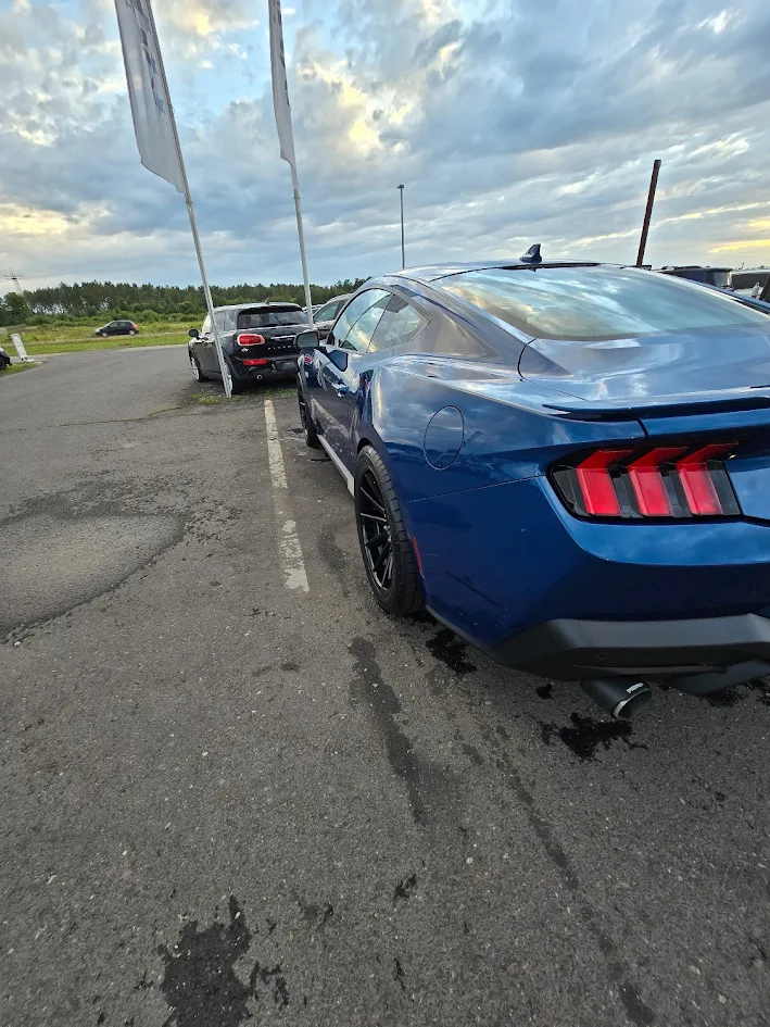 S650 Mustang 2024 Mustang GT on Ferrada FR4 20x9 wheels, Hankook Ventus R-s4 285/35 tires with Stock Suspension. unnamed (2)