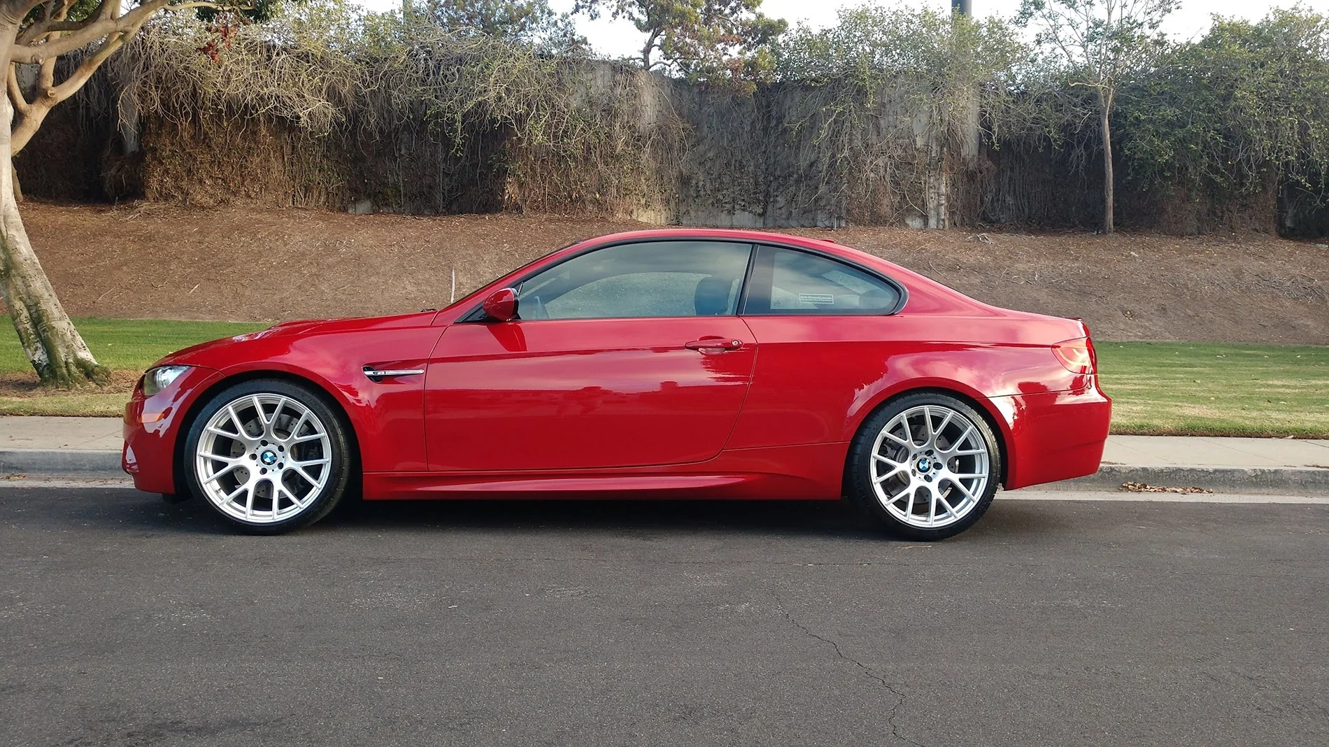 S650 Mustang BMW M3 (E90) vs S650 My M3 sid