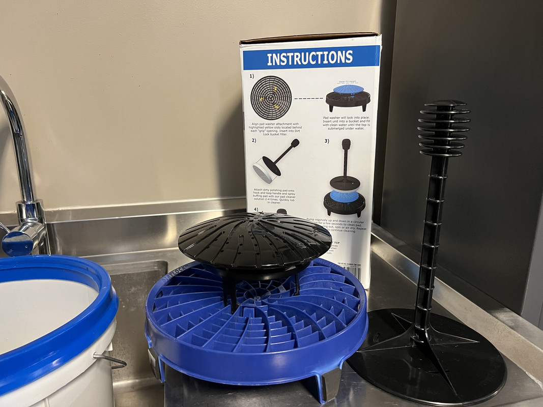S650 Mustang How to Clean Polishing Pads - The Easy Way IMG-2450