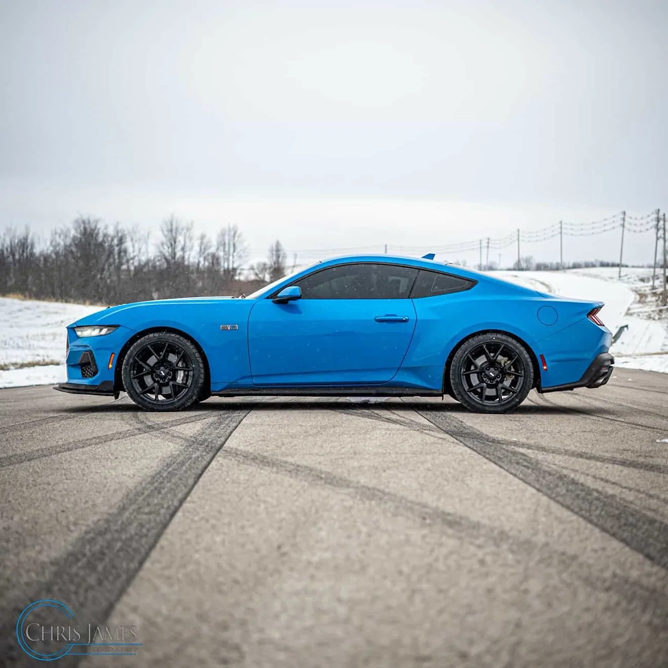 BLUE ハイS650×2 Grabber Blue S650 On Black SVE SP2 Wheels | Mustang7G - 2024+ S650