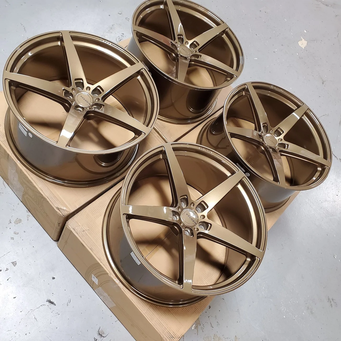 velgen-classic5-v2-gloss-bronze-47322-9.webp