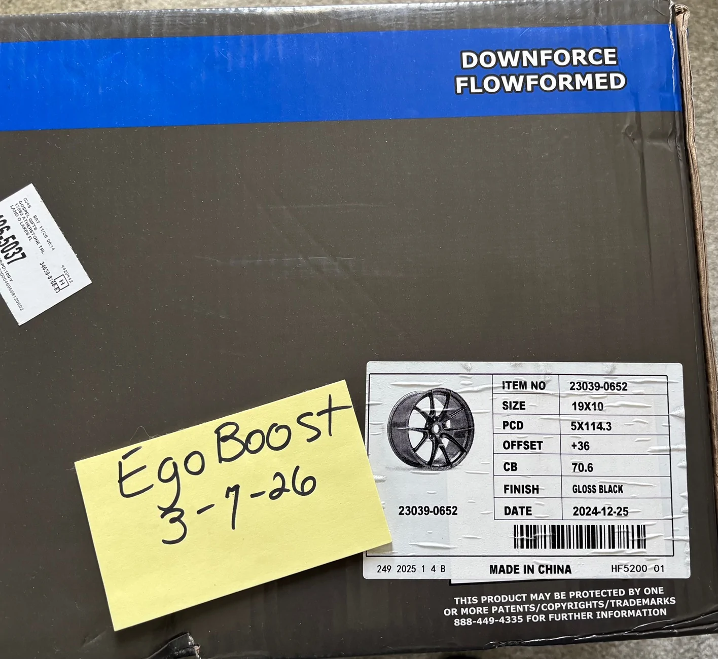 S650 Mustang $800 New in Box DF5V Blk 19x10 Square Wheels IMG_9730