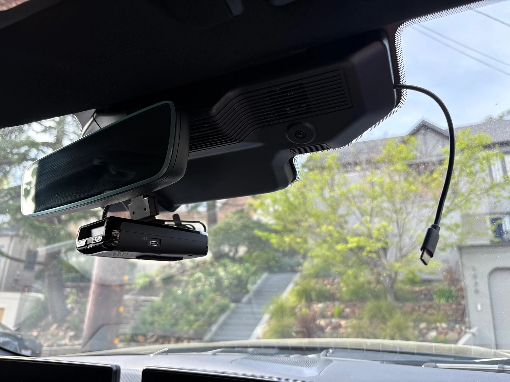 S650 Mustang Wiring a dash cam and radar detector in your S650 the easy way (No permanent modifications) IMG_3507