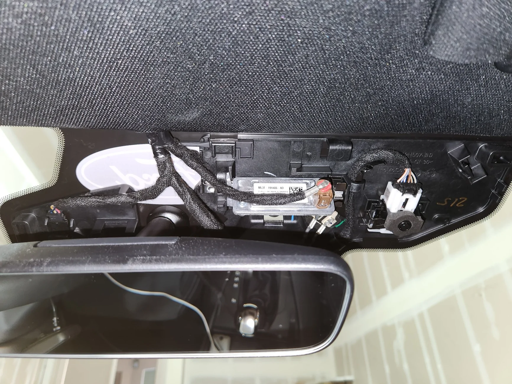 S650 Mustang Wiring a dash cam and radar detector in your S650 the easy way (No permanent modifications) 20240821_174346
