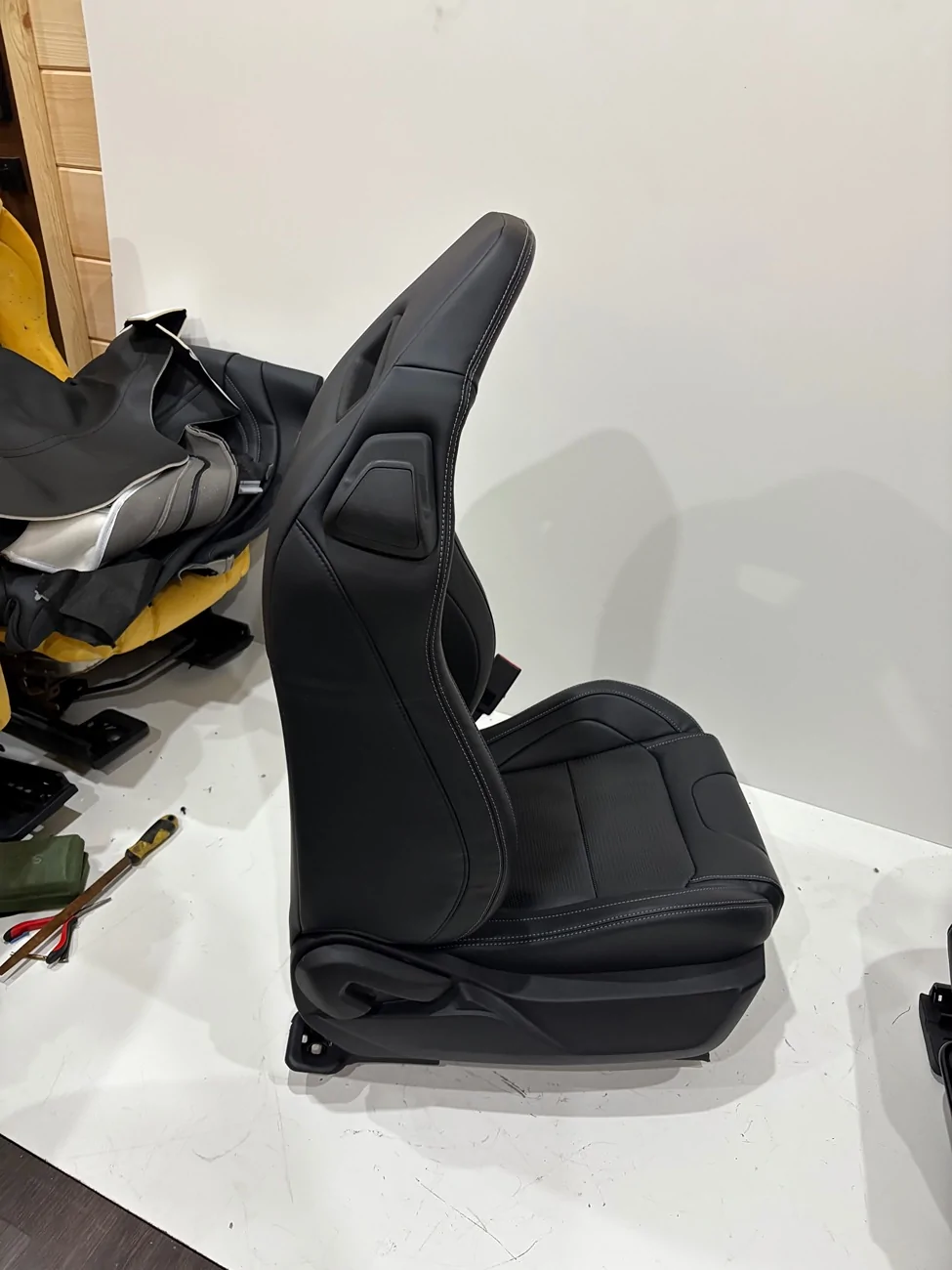 S650 Mustang Recaro Seat Set +Rear seat COVERS and leather door inserts IMG_0033