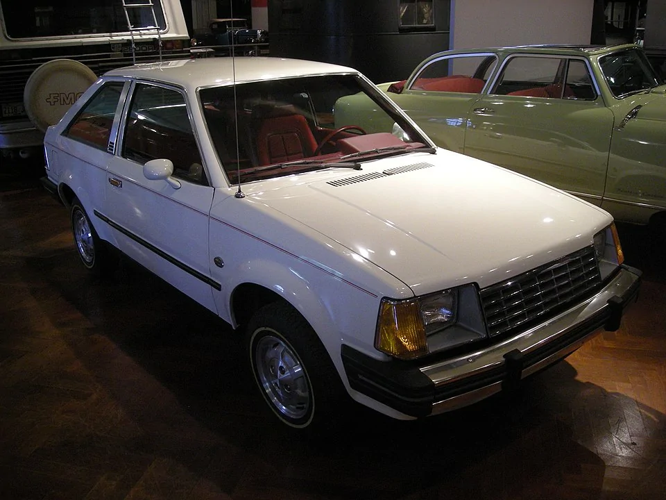 960px-Henry_Ford_Museum_August_2012_43_(1981_Ford_Escort_GLX).webp