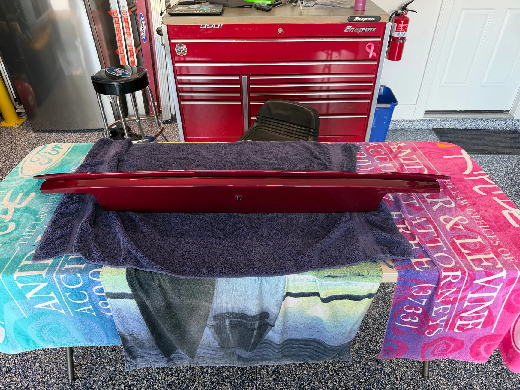 S650 Mustang Rear wedge spoiler with Trunk module  MOLTEN MAGENTA METALLIC IMG_0529
