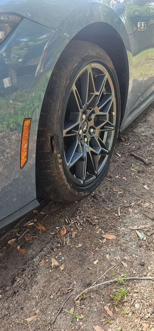 S650 Mustang Victim of a pothole :( 20260426_114049