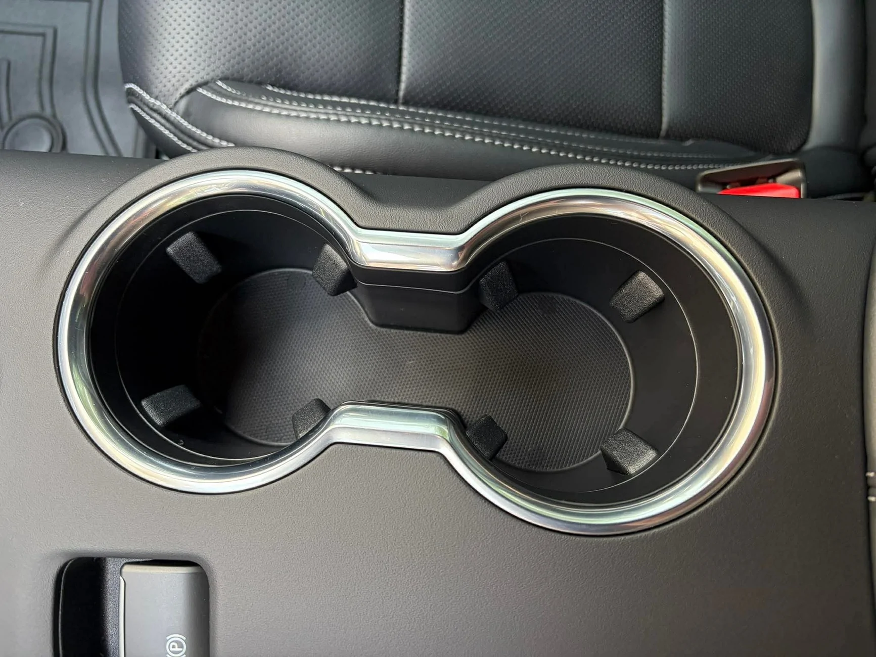 S650 Mustang ISO 24+ Dark Horse Interior Parts 21a372e2ab6e40e47f9c2b100a3f1d0f