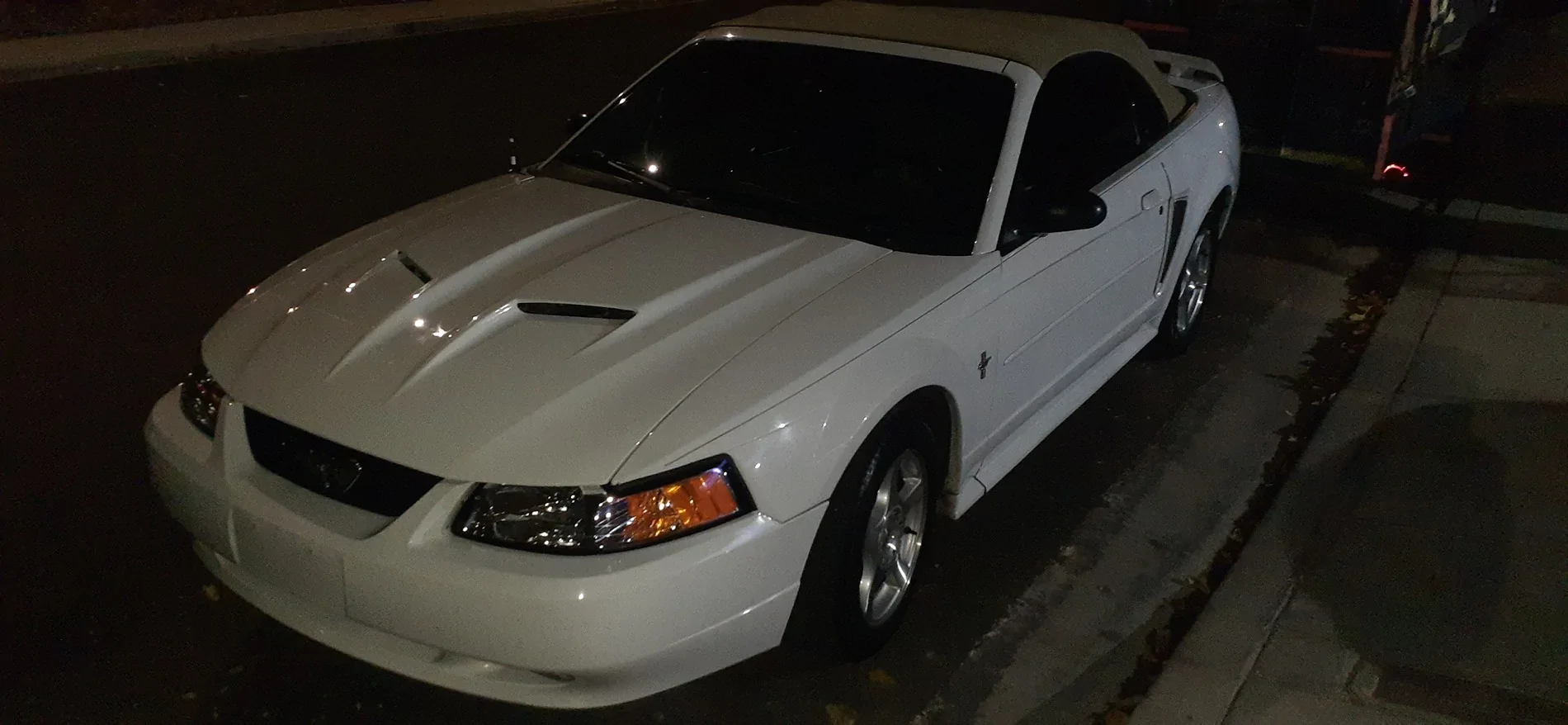 S650 Mustang 2003 White Ford Mustang Convertible For Sale $7,000 image_2026-05-06_173345797