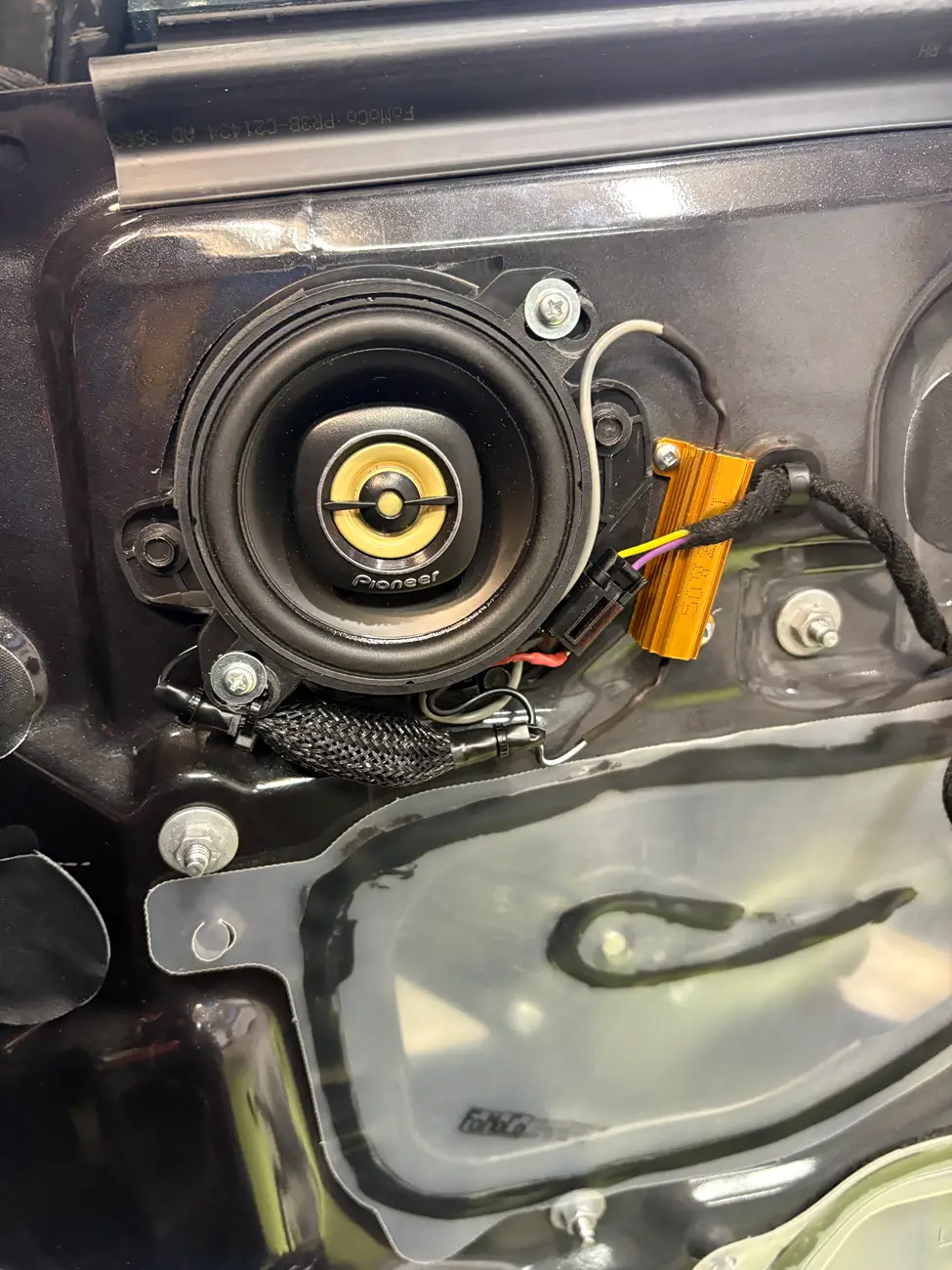 S650 Mustang Simple speaker replacement without amp change for b&o system tempImageQzDSZ3