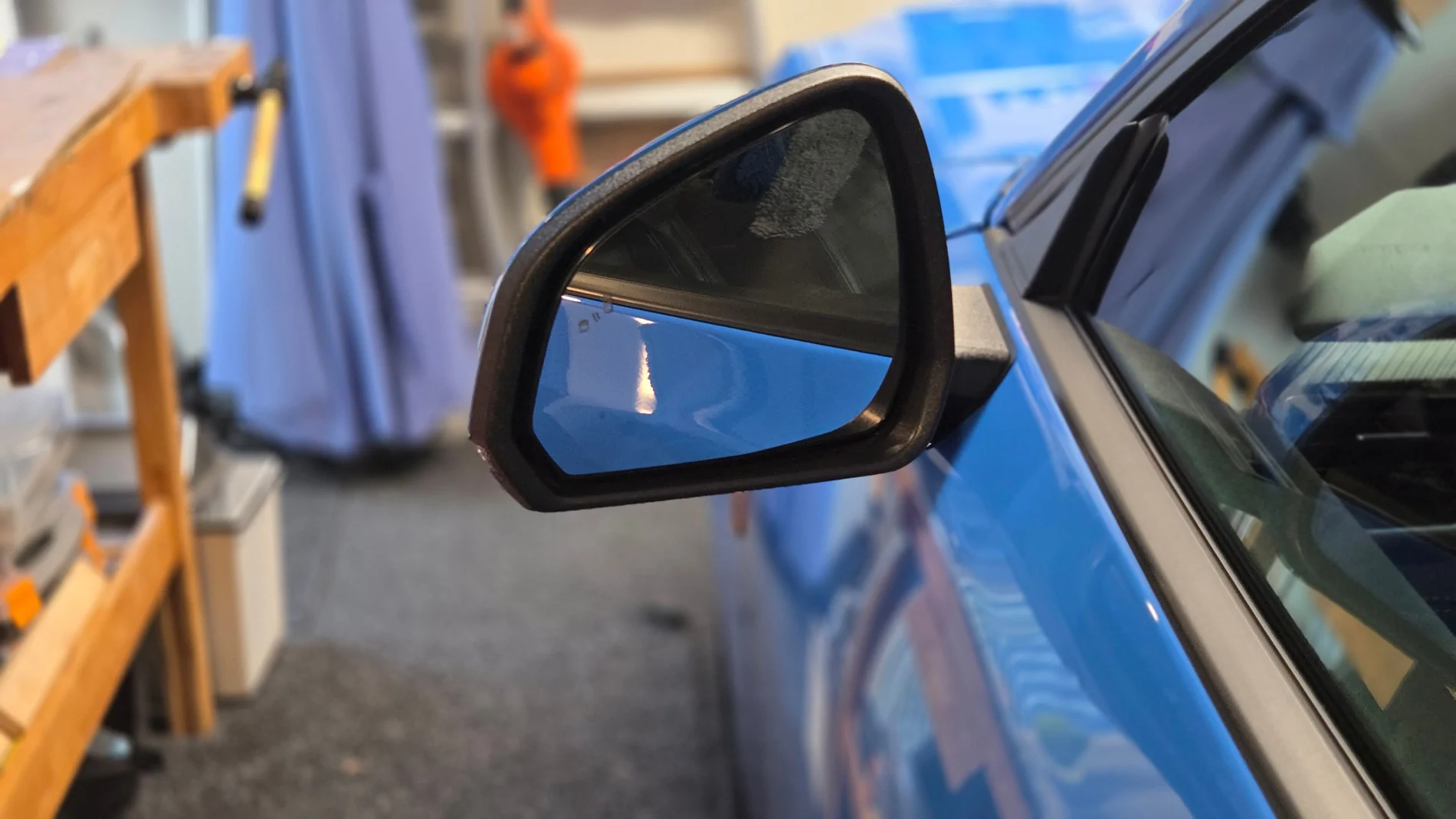 S650 Mustang Auto fold side mirror option.... 20260519_141348