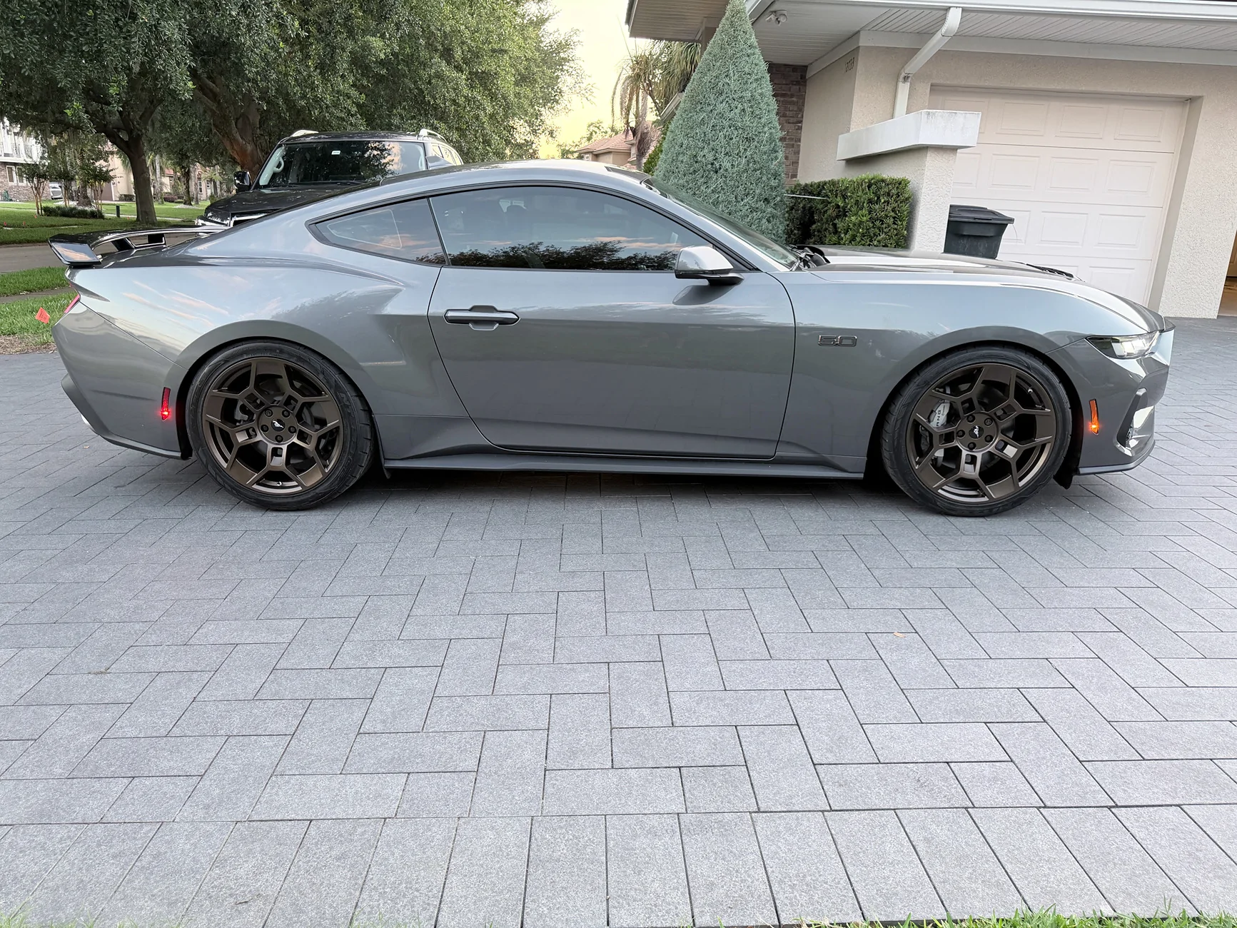 S650 Mustang Which tire size is best? 20x10/11 Wheels IMG_8811