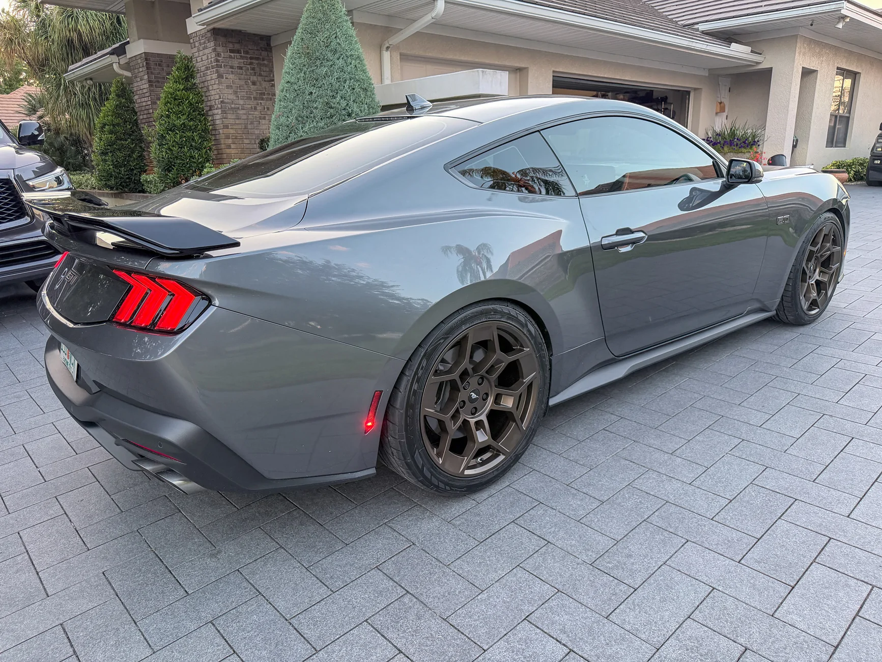S650 Mustang Which tire size is best? 20x10/11 Wheels IMG_8808