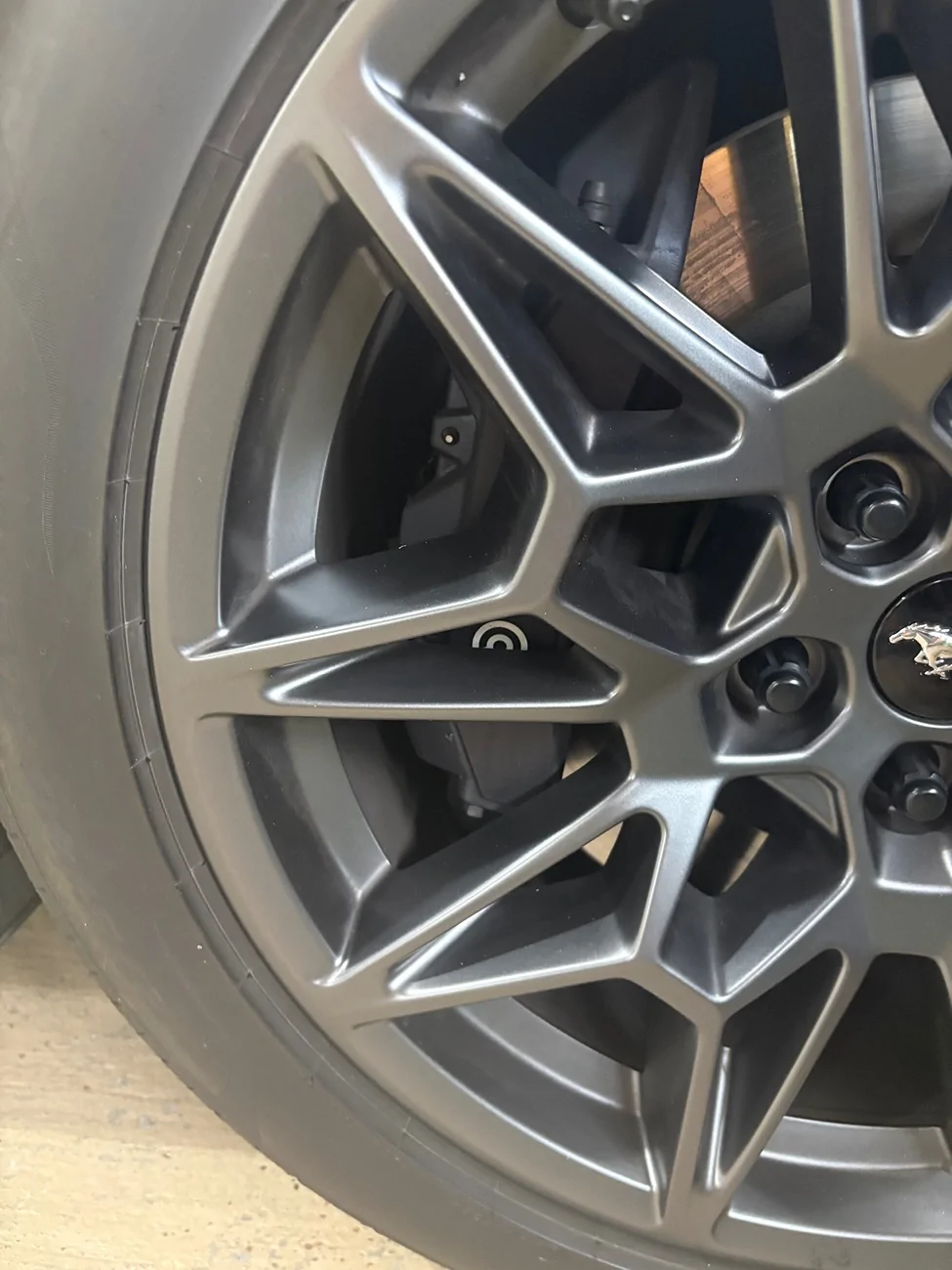 S650 Mustang Do I have the "Brembo" brakes?? IMG_4308