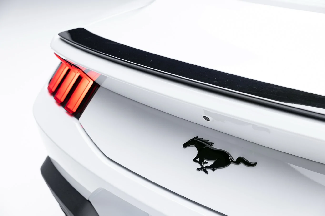 S650 Mustang Can't for the life of me find the Nite Pony spoiler 503112351_18505956667045834_5259335442317574016_n