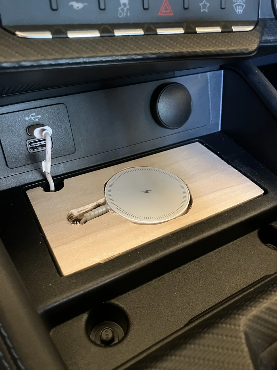S650 Mustang $6 wireless charger fix DIY pic2