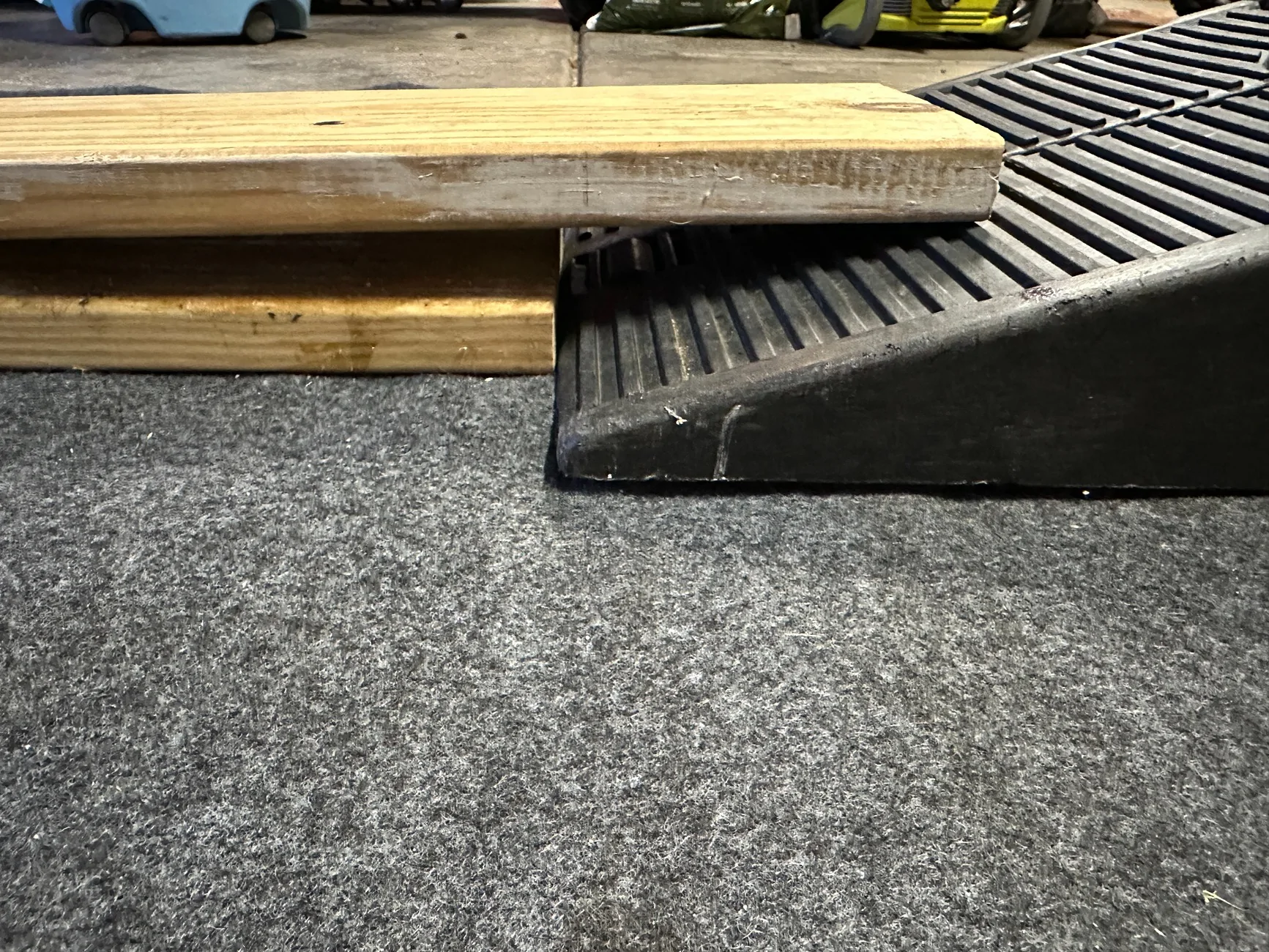 S650 Mustang APEX car ramps 20260611_004643599_iOS