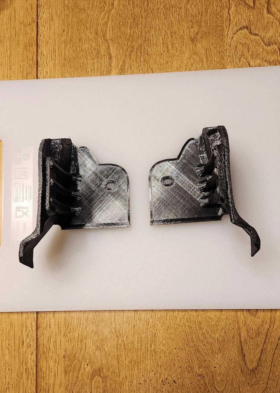 S650 Mustang New fender liners & NO HOLE's!!!!!!!!!!!! Ford finally corrected.... 20260901_231753