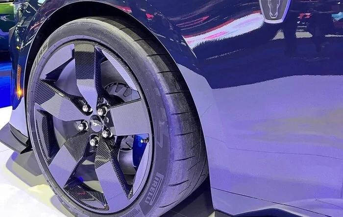 Carbon Fiber Wheels on Dark Horse Mustang – First Look!