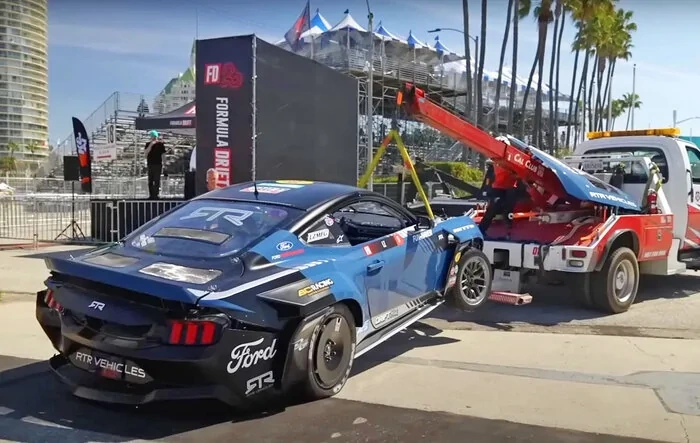 S650 Mustang RTR crashes at Streets of Long Beach (+ look at several S650 drift cars)
