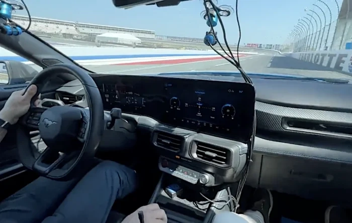 Video: Dark Horse on Track @ Charlotte Speedway