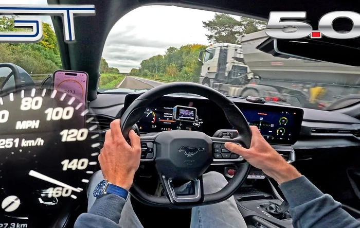 2026 Mustang GT 100 - 200kmh on Autobahn