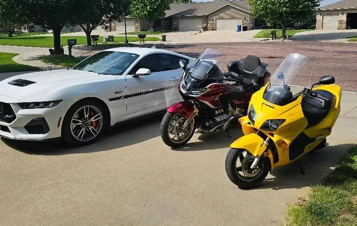 Your S650 and Other Toys — Let’s See Pictures!